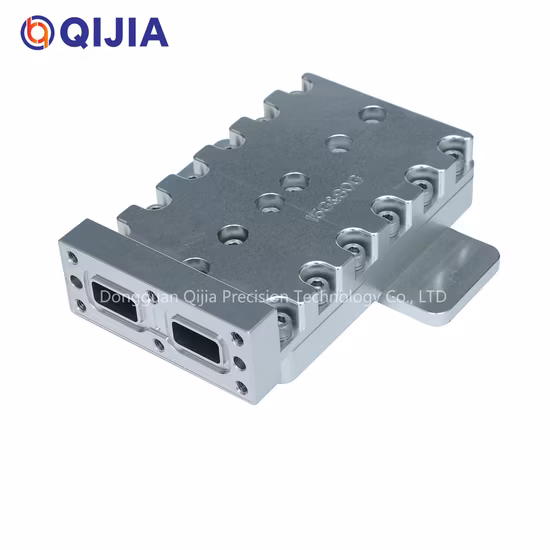 Aluminum Precision Metal CNC Machining/Machined/Machine/Machinery CNC Lathe/Turning/Milling Parts for Auto